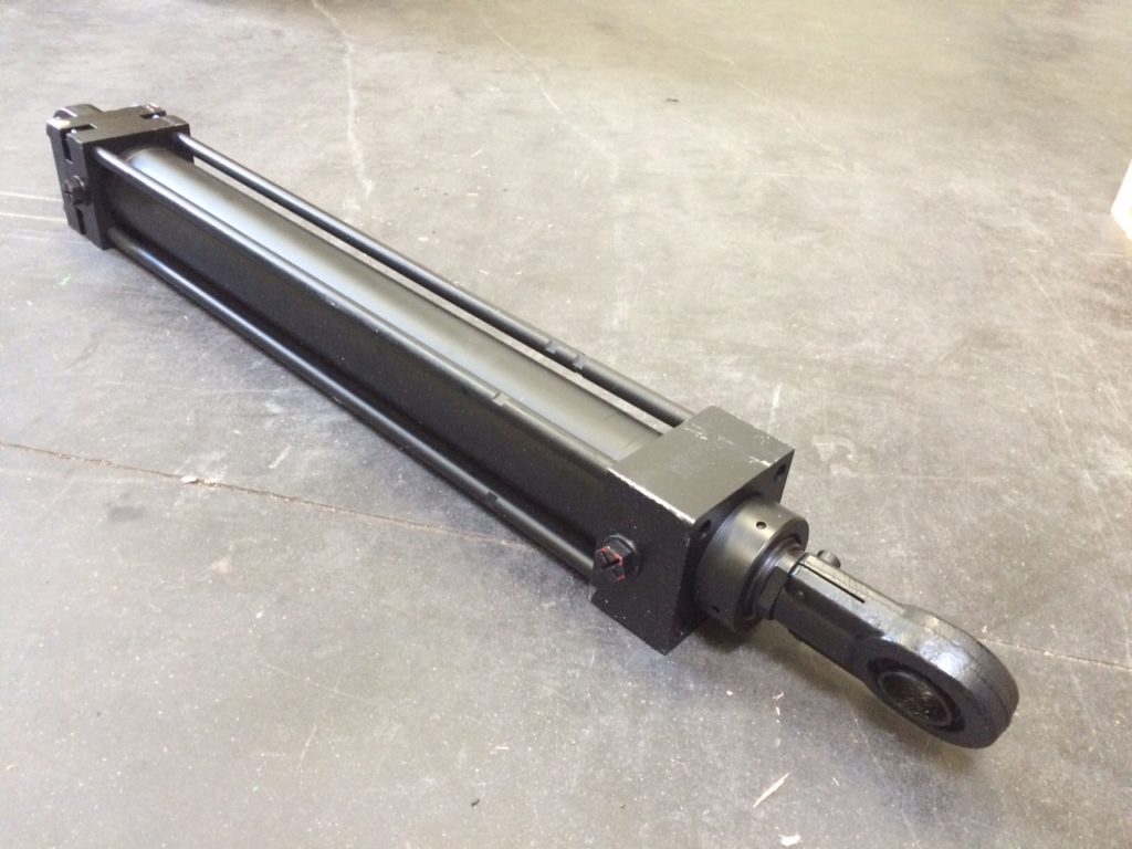 Expertise, réparation et remise en état d’un vérin hydraulique | A2MH